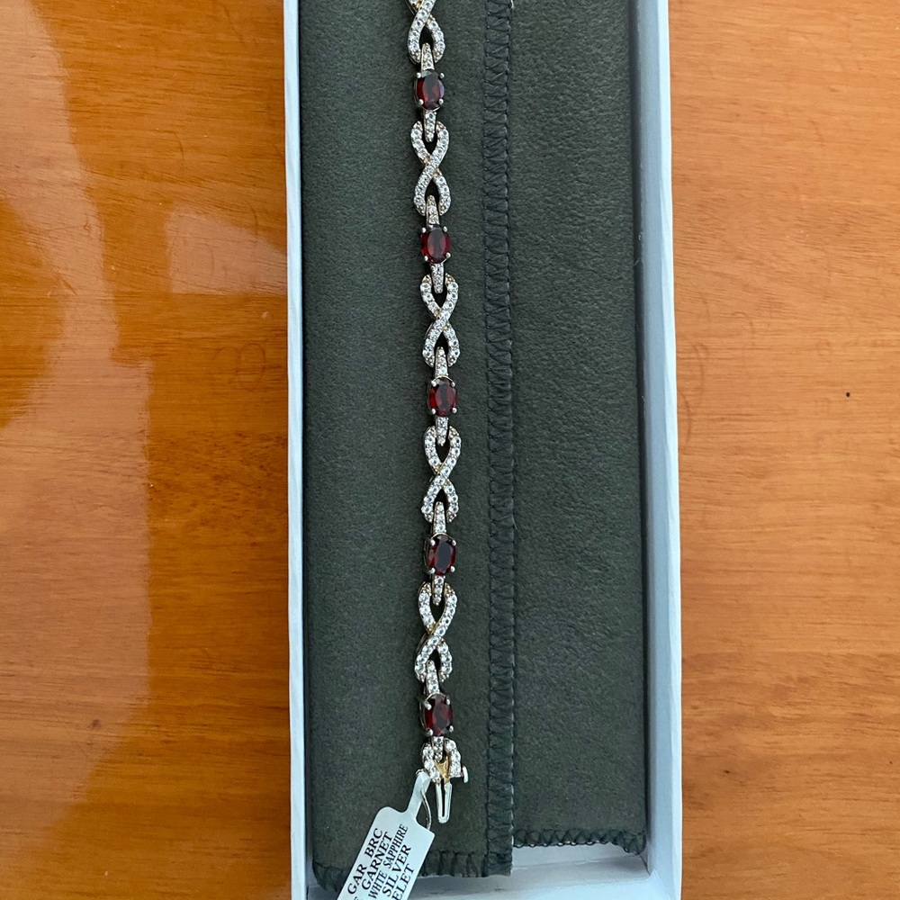 Infinity Garnet Sterling Silver bracelet